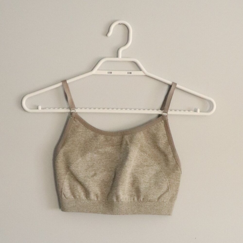 Gymshark Women's Grey Stretch Adjustable Straps‎ Activewear Sports Bra